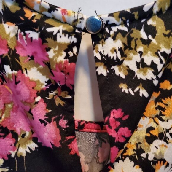 Beautiful ladies shell size large - Picture 4 of 9